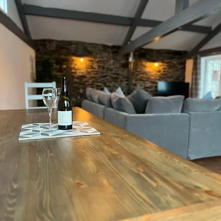 The Old Woollen Mill Apartamento Tavistock  Exterior foto